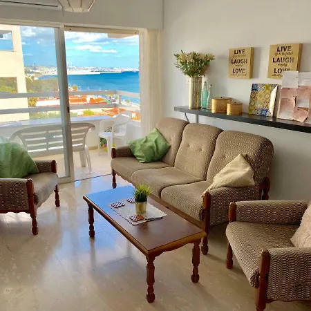 Apartment One And Two Bedroom With Beautiful Sea View